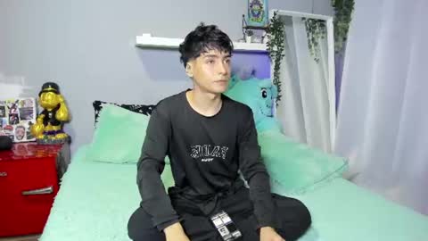 Snapshot of sebas_rosse chatting on 17, 6, 2026 sebastian online show from 17, 6, 2026