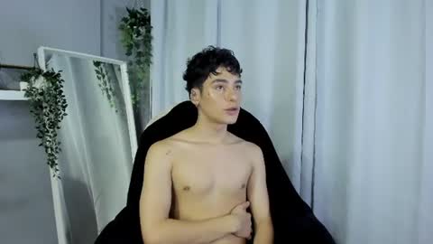 Snapshot of sebas_rosse chatting on 18, 7, 2026 sebastian online show from 18, 7, 2026