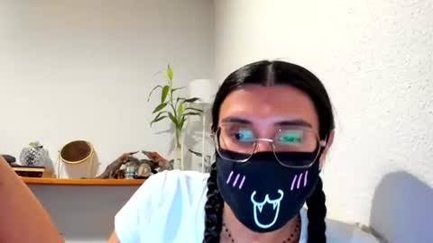 Nip online show from 28, 7, 2026