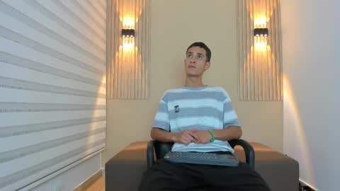 Snapshot of sebass_r chatting on 15, 11, 2025 sebass_r online show from 15, 11, 2025