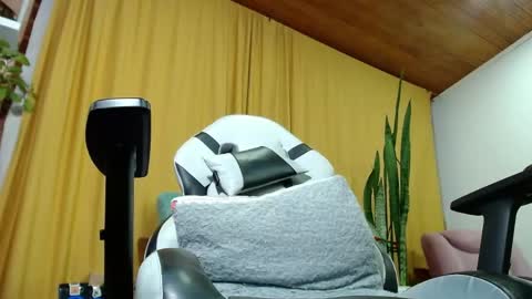 Sebastian online show from 20, 4, 2026