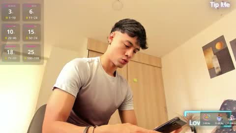 Snapshot of sebastian_dash chatting on 30, 11, 2025 SEBAS online show from 30, 11, 2025