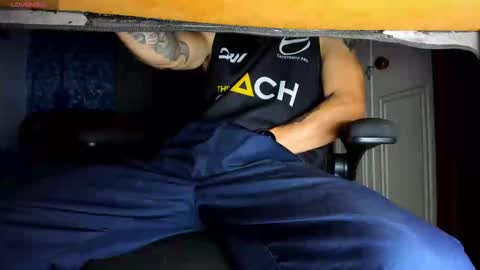 Snapshot of sebastian_foxter chatting on 12, 9, 2025 Sebastian online show from 12, 9, 2025