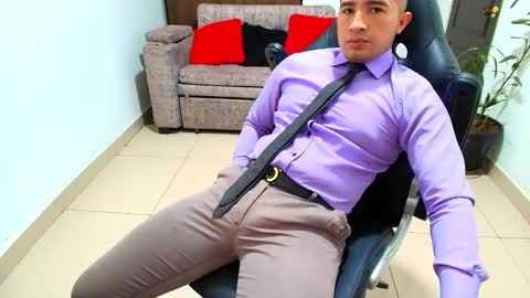 Snapshot of sebastian_oconnor77 chatting on 5, 2, 2025 juan sebastian online show from 5, 2, 2025