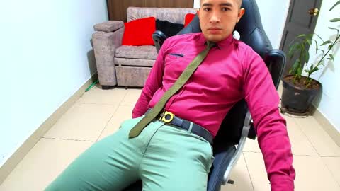 Snapshot of sebastian_oconnor77 chatting on 6, 2, 2025 juan sebastian online show from 6, 2, 2025