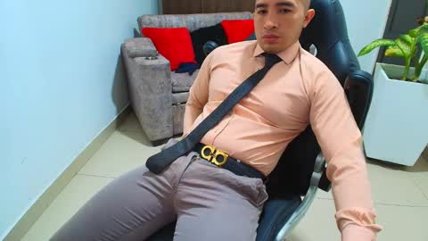 Snapshot of sebastian_oconnor77 chatting on 4, 3, 2025 juan sebastian online show from 4, 3, 2025