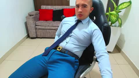 Snapshot of sebastian_oconnor77 chatting on 8, 3, 2025 juan sebastian online show from 8, 3, 2025