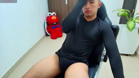 Snapshot of sebastian_oconnor77 chatting on 28, 9, 2025 juan sebastian online show from 28, 9, 2025