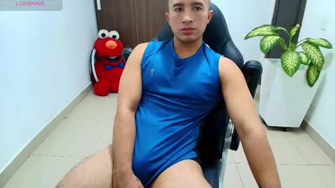 Snapshot of sebastian_oconnor77 chatting on 10, 10, 2025 juan sebastian online show from 10, 10, 2025