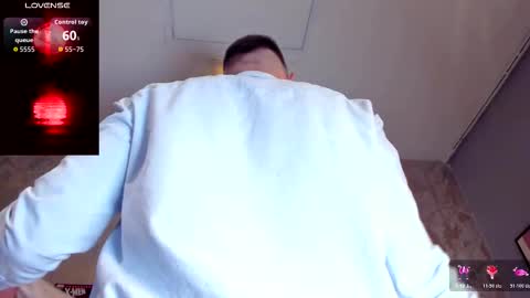 Snapshot of sebastianmaximoff chatting on 1, 11, 2025 Sebastian online show from 1, 11, 2025