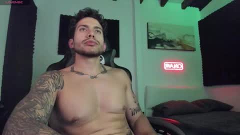 Lucian Sinclair online show from 28, 11, 2025