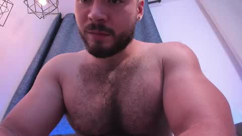 Instagram jeanpaulfit  online show from 20, 2, 2025