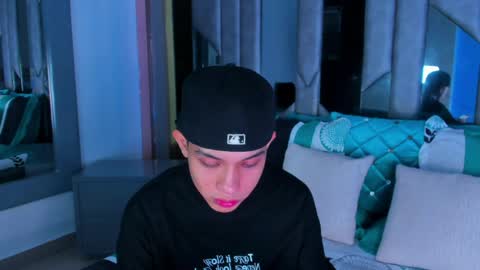 Sebastian online show from 29, 3, 2026