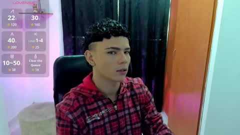 Snapshot of secret_justin chatting on 14, 12, 2025 JUSTIN online show from 14, 12, 2025