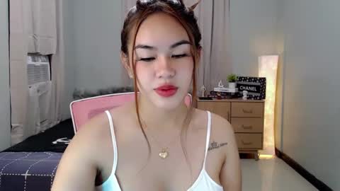 Chloe online show from 12, 2, 2025