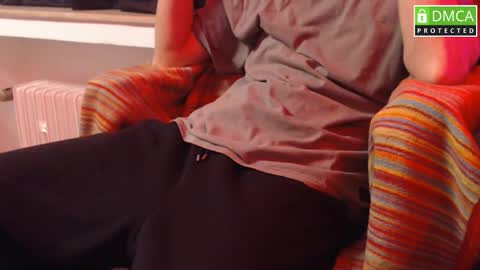 Snapshot of secret_phil chatting on 16, 12, 2025 maybe Phil online show from 16, 12, 2025