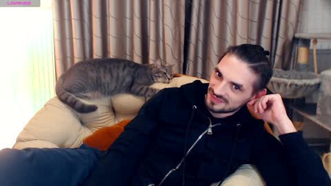 Snapshot of secret_sir chatting on 27, 12, 2024 Dean Carter online show from 27, 12, 2024