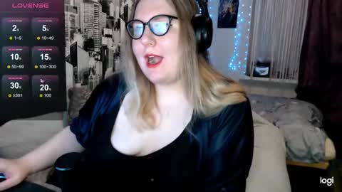 Snapshot of secretgodnes chatting on 22, 12, 2025 SecretGodnes online show from 22, 12, 2025