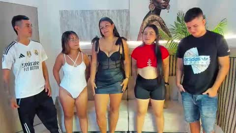 Snapshot of secrethause71605 chatting on 15, 12, 2025 NIKOL online show from 15, 12, 2025