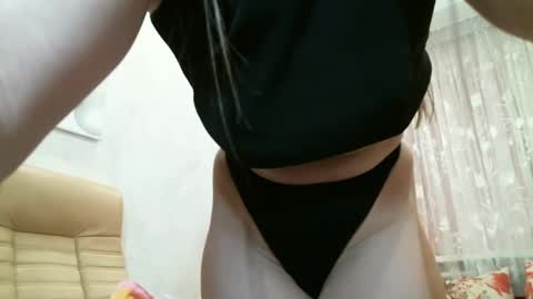 Snapshot of secretlisa chatting on 10, 2, 2025 SecretLisa online show from 10, 2, 2025