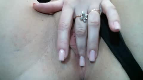 Snapshot of secretlisa chatting on 19, 2, 2025 SecretLisa online show from 19, 2, 2025