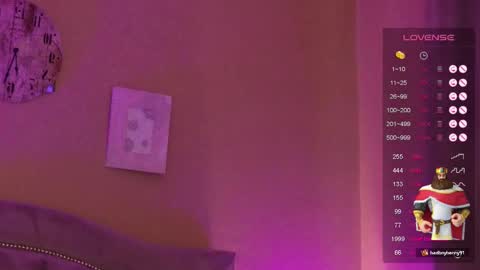 Snapshot of secretmistress01 chatting on 27, 2, 2025 Mariot Mery for short ..never call me PET NAMES in FREECHAT mom momy baby or sweety online show from 27, 2, 2025