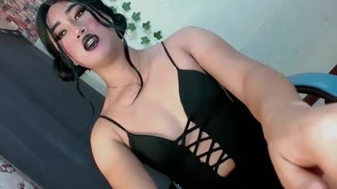 Snapshot of seductive_scarllete chatting on 4, 12, 2025 SCARLETTE online show from 4, 12, 2025