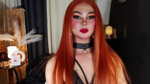 Snapshot of seductive_trixxx chatting on 23, 7, 2026 seductive_trixxx online show from 23, 7, 2026