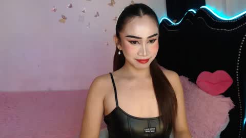 Vanessa online show from 8, 3, 2025