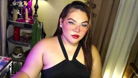 Snapshot of seductivecurvesxxx chatting on 5, 7, 2026 Its me Jazzi online show from 5, 7, 2026
