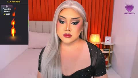 Natalie Mefford online show from 8, 3, 2025