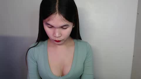 Snapshot of seductivemegoftheworld_ chatting on 12, 12, 2024 MEG online show from 12, 12, 2024