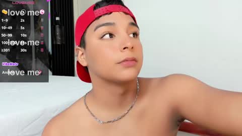 Snapshot of seductivo_jr chatting on 1, 2, 2025 seductivo online show from 1, 2, 2025