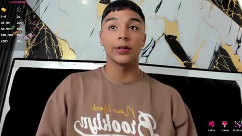 Snapshot of seductivo_jr chatting on 22, 10, 2025 seductivo online show from 22, 10, 2025