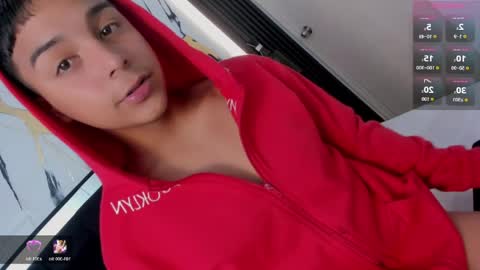 seductivo online show from 8, 4, 2026