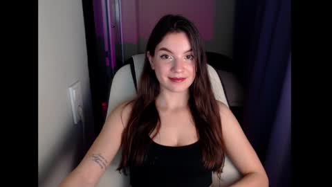 Snapshot of seeemily chatting on 17, 2, 2025 Emily online show from 17, 2, 2025