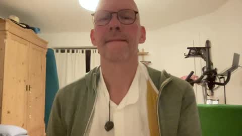 Snapshot of seethebigpicture chatting on 11, 6, 2026 seethebigpicture online show from 11, 6, 2026