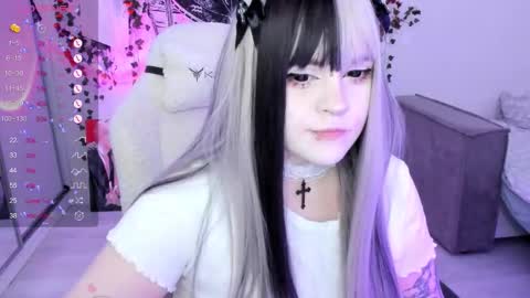 Snapshot of selena___cute chatting on 19, 11, 2025 Selena online show from 19, 11, 2025