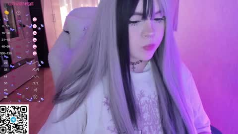 Selena  online show from 11, 4, 2026