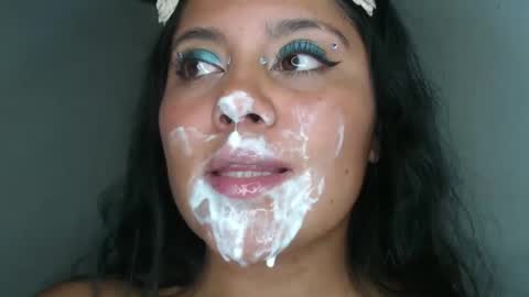 Gaby  but call me selena  instagram sele04angel1 online show from 13, 12, 2024