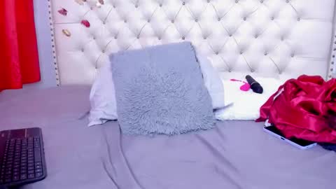 selena_beautyy online show from 20, 3, 2026