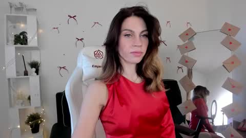 Snapshot of selena_rase chatting on 14, 2, 2025 Selena online show from 14, 2, 2025