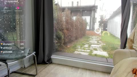 Snapshot of selena_reeves chatting on 30, 12, 2024 Selena online show from 30, 12, 2024