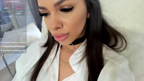 Snapshot of selena_reeves chatting on 7, 3, 2025 Selena online show from 7, 3, 2025