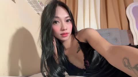 Snapshot of selenareyes chatting on 10, 11, 2025 JC online show from 10, 11, 2025