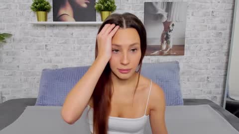 Snapshot of selenarousey chatting on 5, 12, 2024 Selena online show from 5, 12, 2024