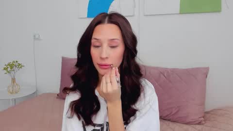 Selena online show from 26, 2, 2026