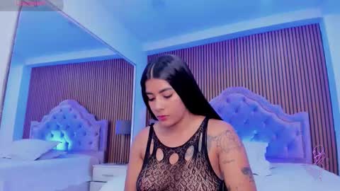 selenastonne online show from 28, 11, 2025