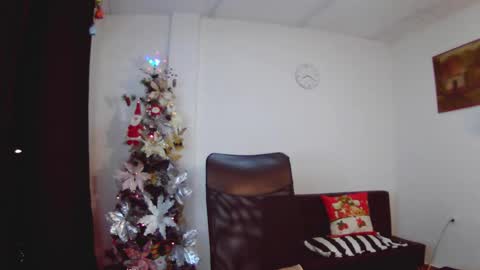 Snapshot of selene_fortuna chatting on 16, 12, 2024 Selene Fortuna online show from 16, 12, 2024