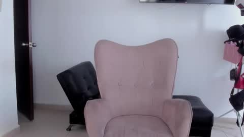 Alejandra  online show from 12, 1, 2026